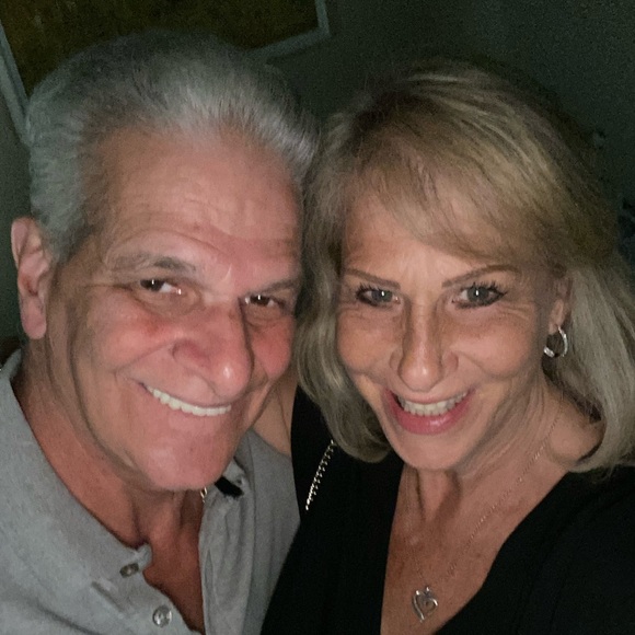 Meet your posher Adrienne - Picture 8 of 8